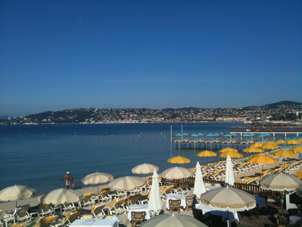 Emeraude Résidence Hotelière Juan-les-Pins Exterior foto